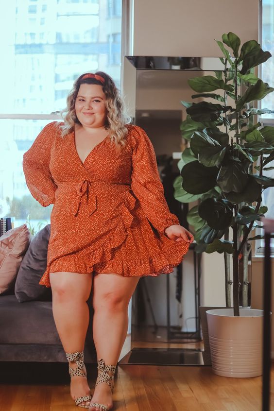 Plus Size Skirt lengths depend on age