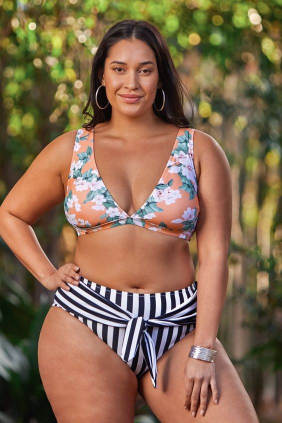 Two Piece Swimsuits and Tankinis for the Plus Size Ladies