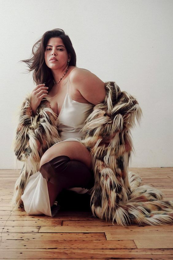 plus size model Denise Bidot