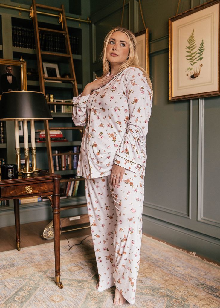 Attractive plus size sleepwear