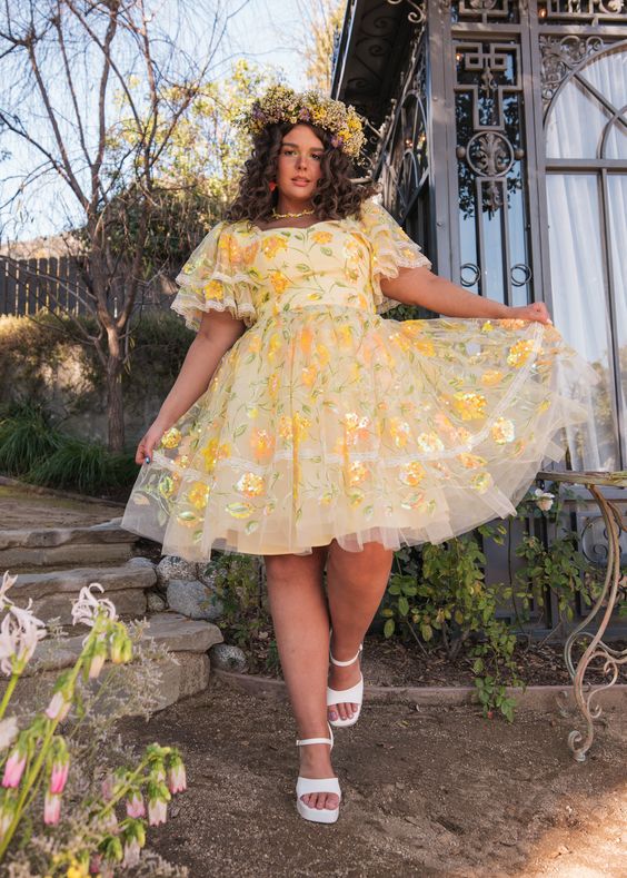 Babes, these aren't just for fall! For plus size spring dresses and dresses for curvaceous beauties, leggings, and tights are fantastic because they keep your legs warm as you play