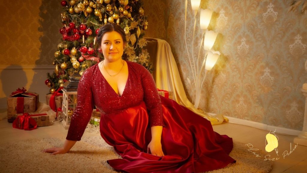 Dressing for Christmas Plus Size Style