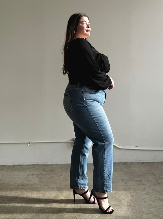 Find the jeans that suit your body type the best and pair a t-shirt that shows off the right amount of contrast and even a plus size woman can nail this classic look