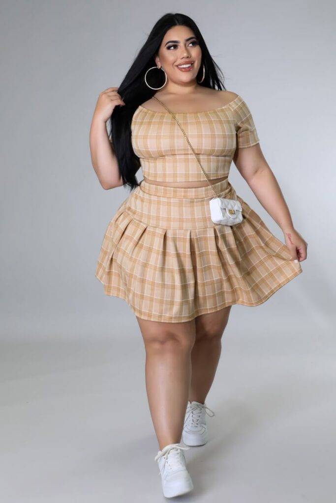 Apple Shaped Plus Size Body