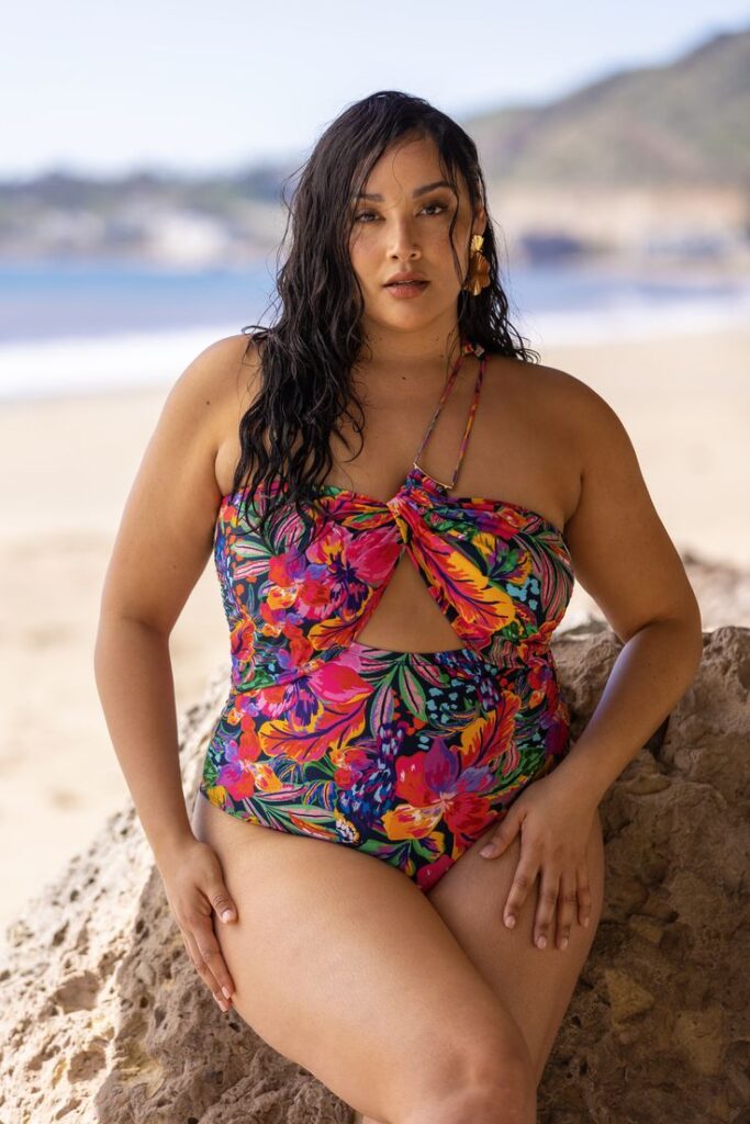 Tips for Choosing the Right Plus Size Swimwear